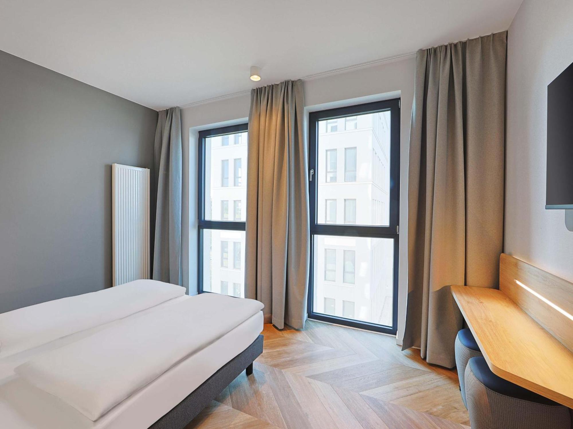 B&B Hotel Berlin Airport-Nord — Photos 1